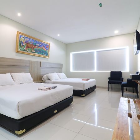 Locus Rooms Bandung Kültér fotó